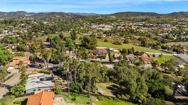 620 Plumosa Ave, Vista, CA 92081