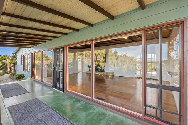 620 Plumosa Ave, Vista, CA 92081