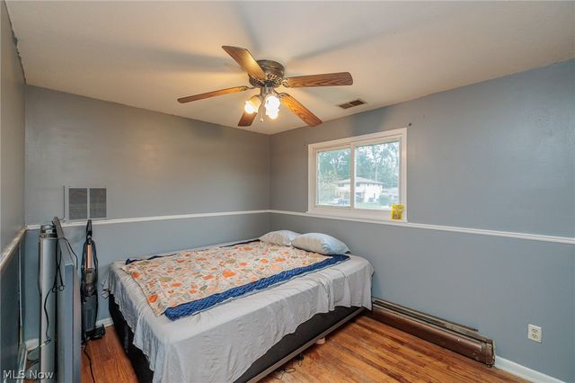 5142 E Berkshire Drive E, North Olmsted, OH 44070