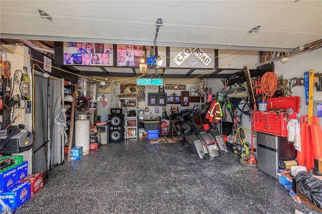 5142 E Berkshire Drive E, North Olmsted, OH 44070
