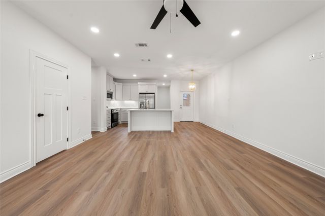 305 Live Oak Trail, Valley Mills, TX 76689