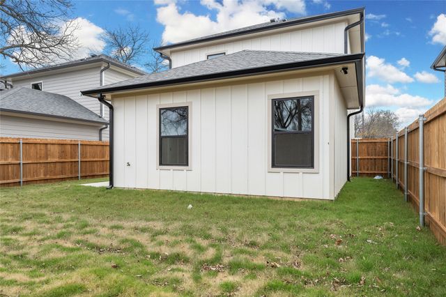 305 Live Oak Trail, Valley Mills, TX 76689