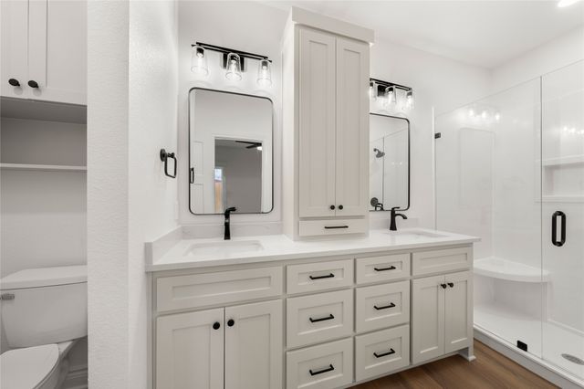 305 Live Oak Trail, Valley Mills, TX 76689