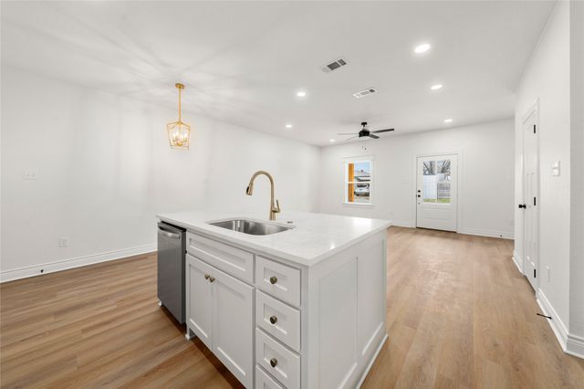 305 Live Oak Trail, Valley Mills, TX 76689