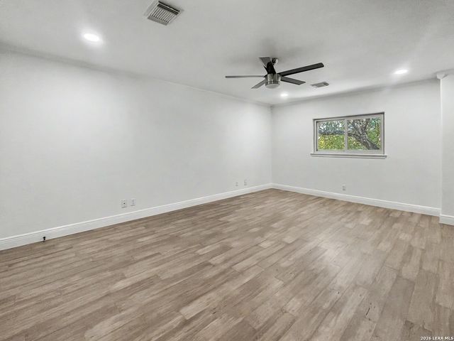 13111 Creek Briar, San Antonio, TX 78230