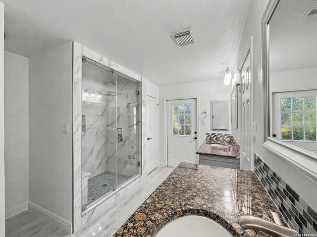 13111 Creek Briar, San Antonio, TX 78230