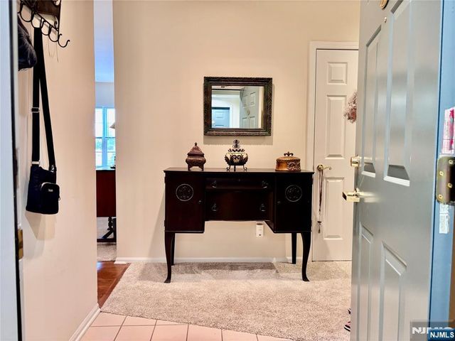 5302 Richmond Road, West Milford, NJ 07480