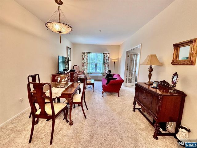 5302 Richmond Road, West Milford, NJ 07480