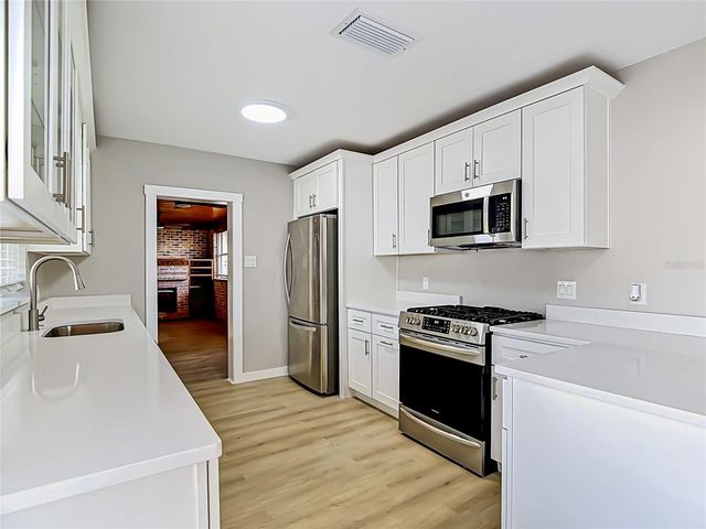 616 E EDGEWOOD DRIVE, Lakeland, FL 33803