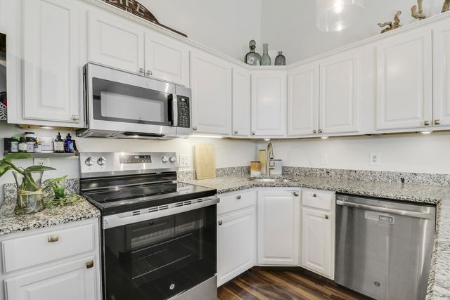 5469 Eagle Lake Drive, Palm Beach Gardens, FL 33418