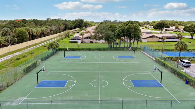 5469 Eagle Lake Drive, Palm Beach Gardens, FL 33418