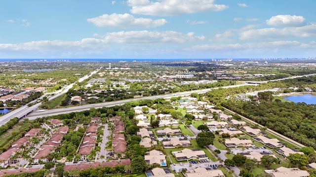 5469 Eagle Lake Drive, Palm Beach Gardens, FL 33418