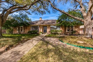 2411 Aspen Street, Richardson, TX 75082