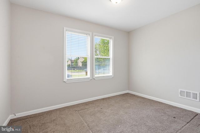 152 CUMBERLAND AVE, Penns Grove, NJ 08069