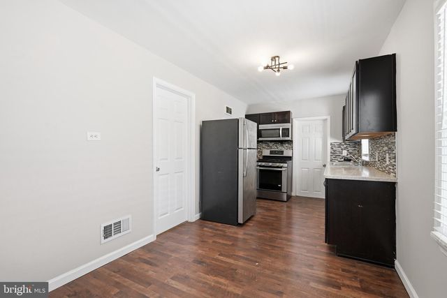 152 CUMBERLAND AVE, Penns Grove, NJ 08069