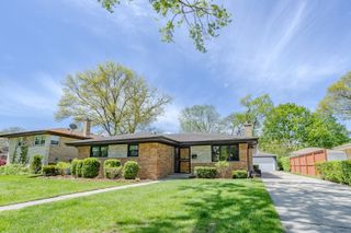 715 Lamon Avenue, Wilmette, IL 60091