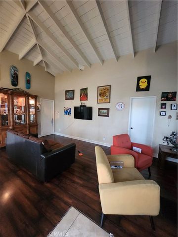 9236 Mango, Fontana, CA 92335