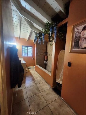 9236 Mango, Fontana, CA 92335