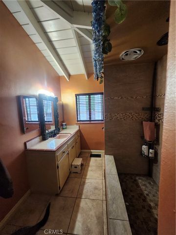 9236 Mango, Fontana, CA 92335