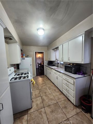 9236 Mango, Fontana, CA 92335