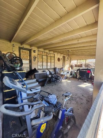 9236 Mango, Fontana, CA 92335