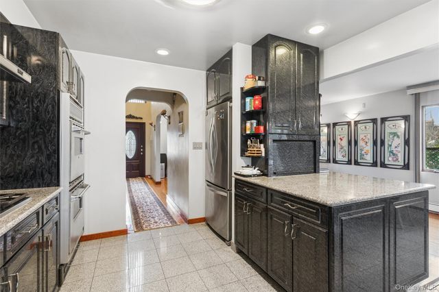 17203 35th Avenue, Flushing, NY 11358