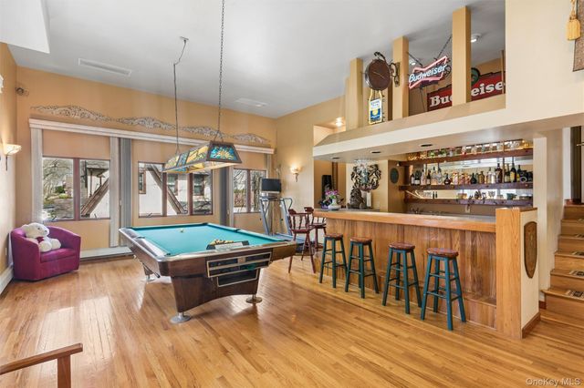 17203 35th Avenue, Flushing, NY 11358