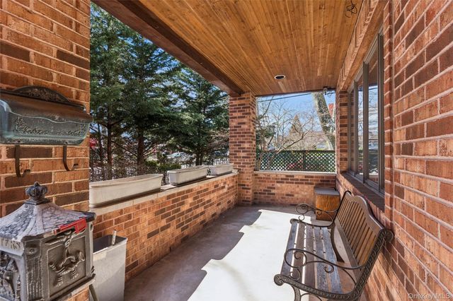 17203 35th Avenue, Flushing, NY 11358