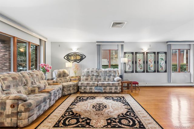 17203 35th Avenue, Flushing, NY 11358