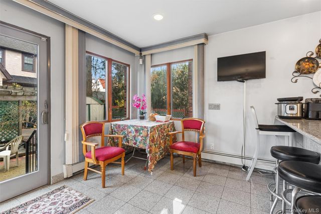 17203 35th Avenue, Flushing, NY 11358
