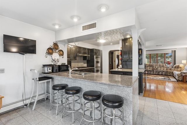 17203 35th Avenue, Flushing, NY 11358