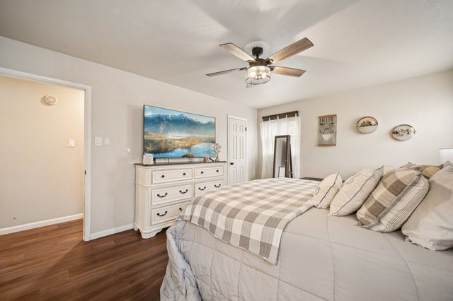 4628 Ridgemont Road, Haltom City, TX 76117