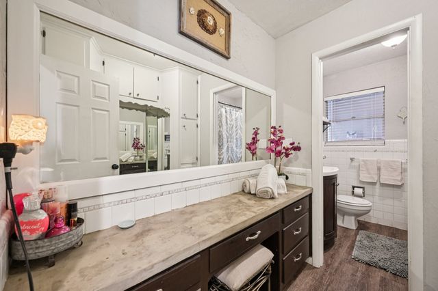 4628 Ridgemont Road, Haltom City, TX 76117