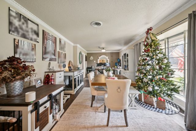 4628 Ridgemont Road, Haltom City, TX 76117