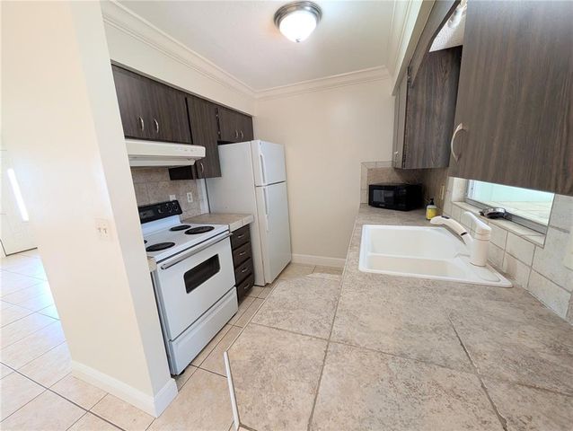 2238 MICHELE DRIVE, Sarasota, FL 34231