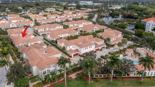 8257 NW 8th Way, Boca Raton, FL 33487