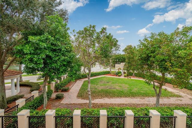 8257 NW 8th Way, Boca Raton, FL 33487