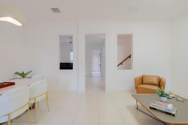 8257 NW 8th Way, Boca Raton, FL 33487