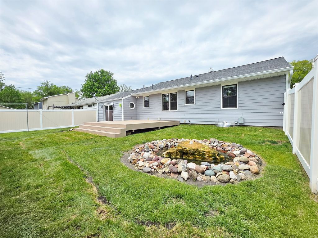 800 Walnut Street, Waukee, IA 50263