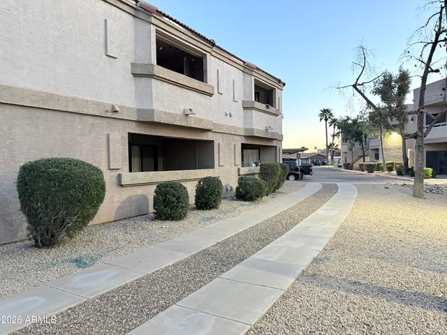 1287 N ALMA SCHOOL Road 123, Chandler, AZ 85224