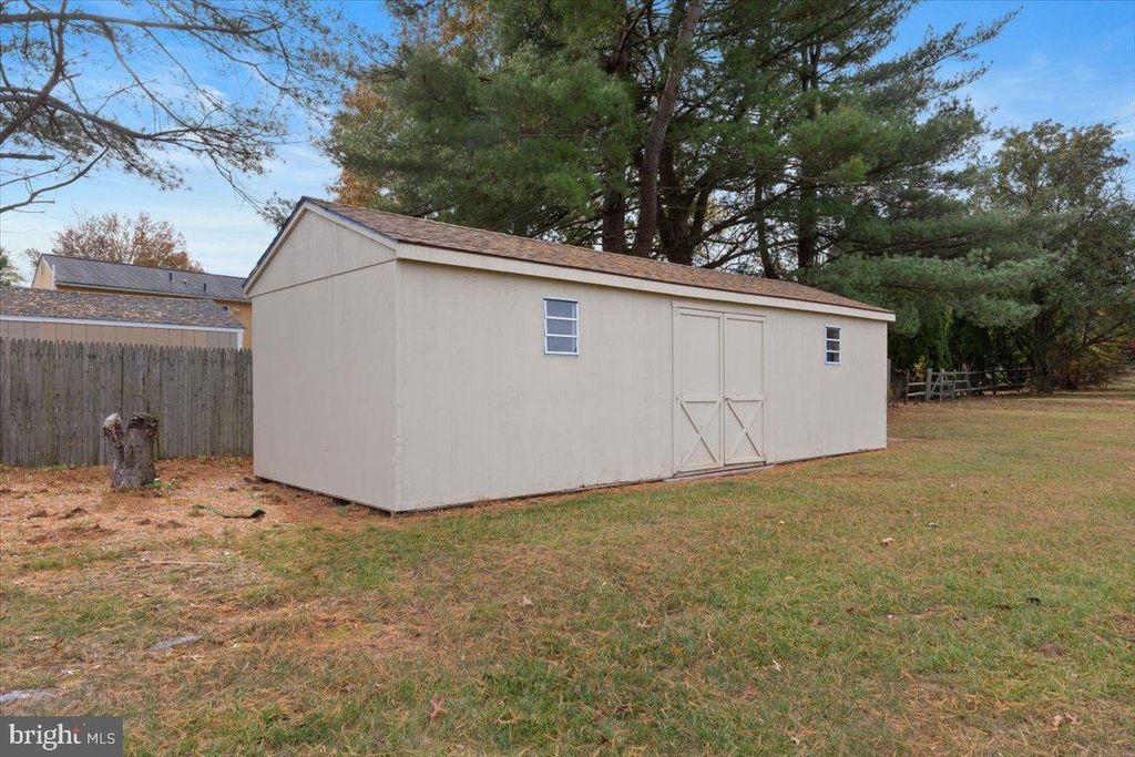 Image 35 of property listing at 232 11TH AVE., Collegeville, PA 19426