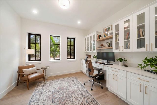 3800 FLORES AVENUE, Sarasota, FL 34239