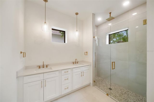 3800 FLORES AVENUE, Sarasota, FL 34239