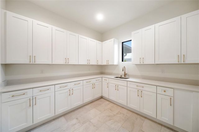 3800 FLORES AVENUE, Sarasota, FL 34239