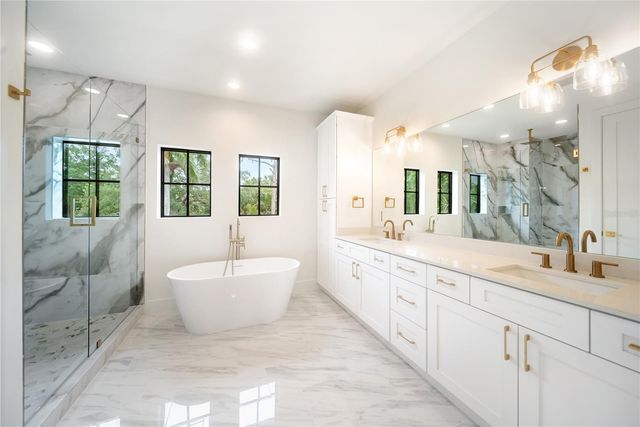 3800 FLORES AVENUE, Sarasota, FL 34239