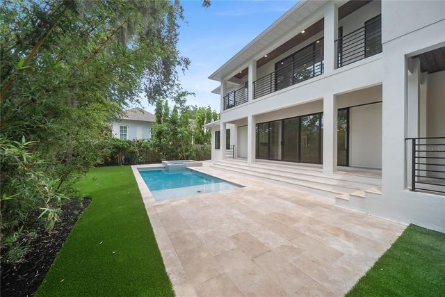 3800 FLORES AVENUE, Sarasota, FL 34239