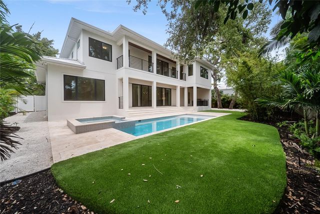 3800 FLORES AVENUE, Sarasota, FL 34239