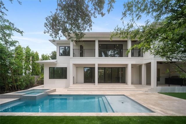 3800 FLORES AVENUE, Sarasota, FL 34239