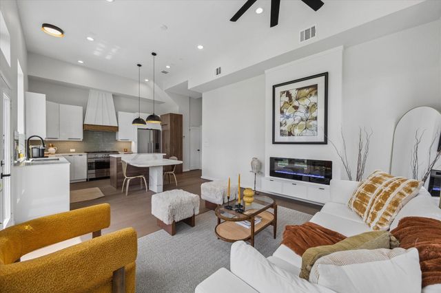 3903 Yale Heights Drive, Houston, TX 77018