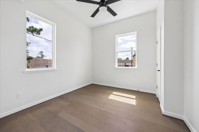 3903 Yale Heights Drive, Houston, TX 77018